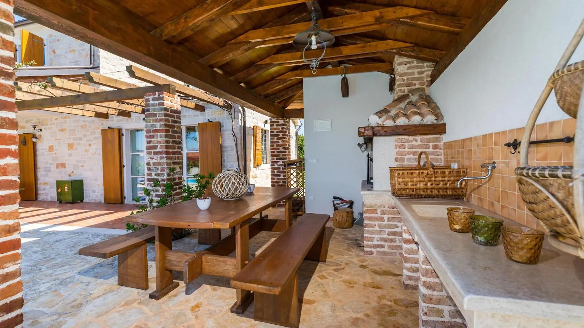 Casa de Férias Cozy Home In Barat With House A Panoramic View Croácia