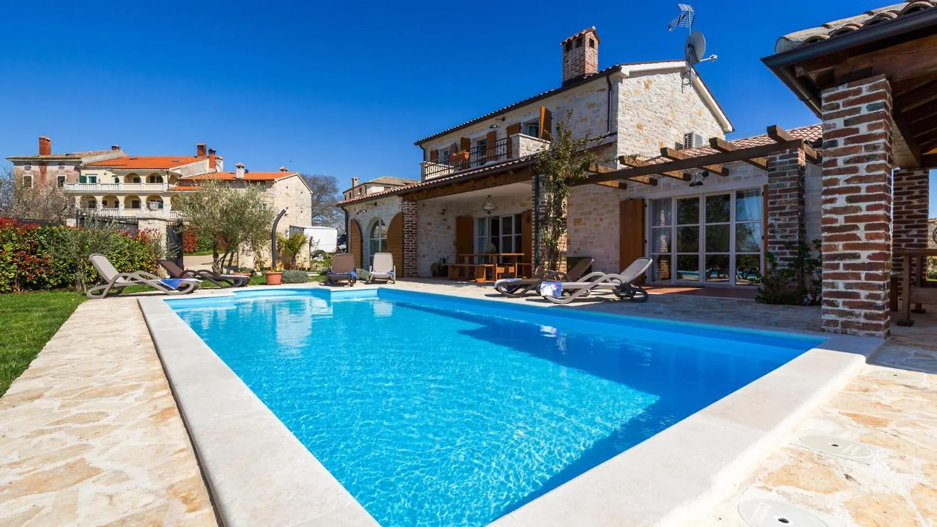 Holiday home Cozy Home In Barat With House A Panoramic View