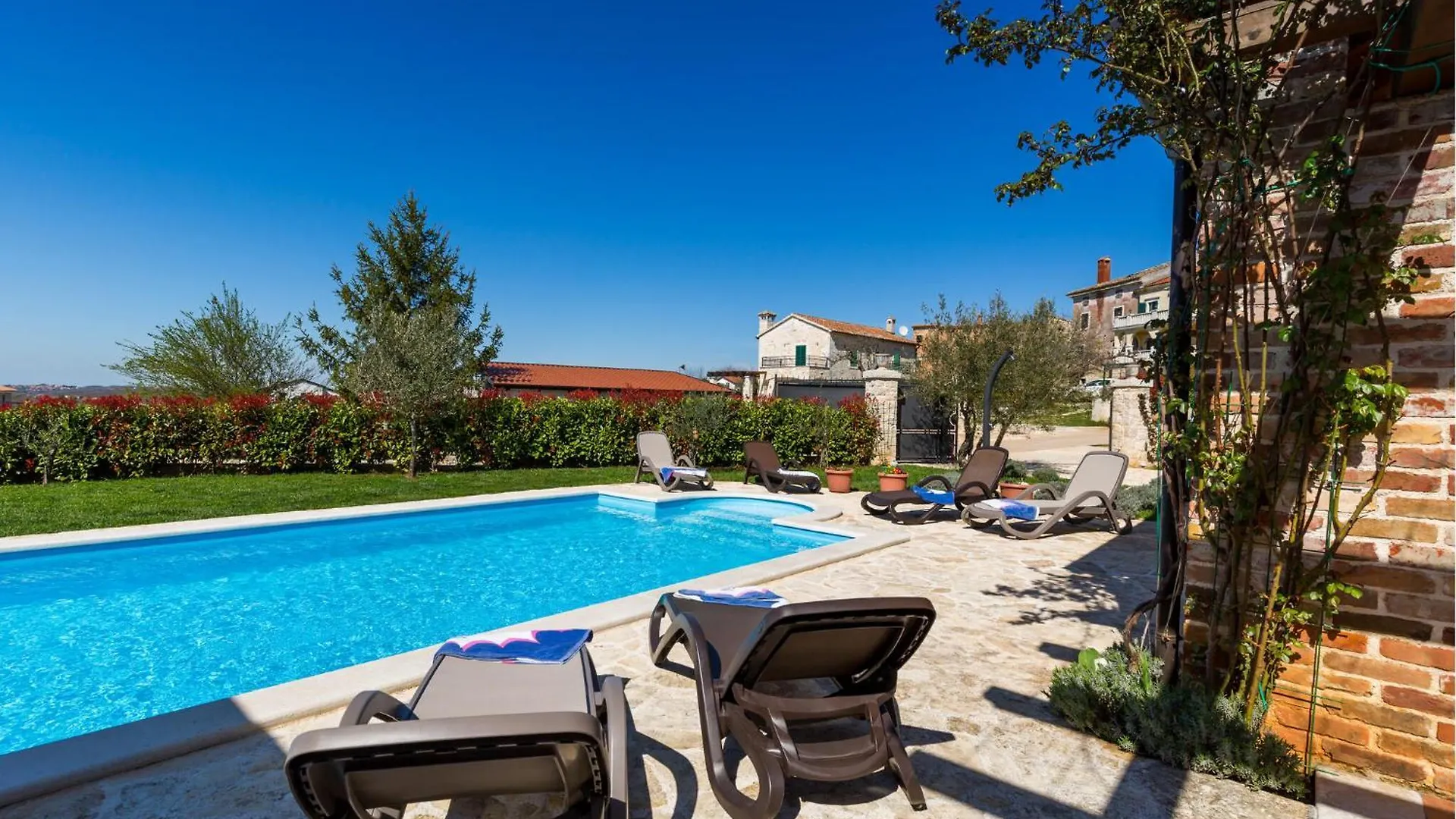 Cozy Home In Barat With House A Panoramic View Holiday home